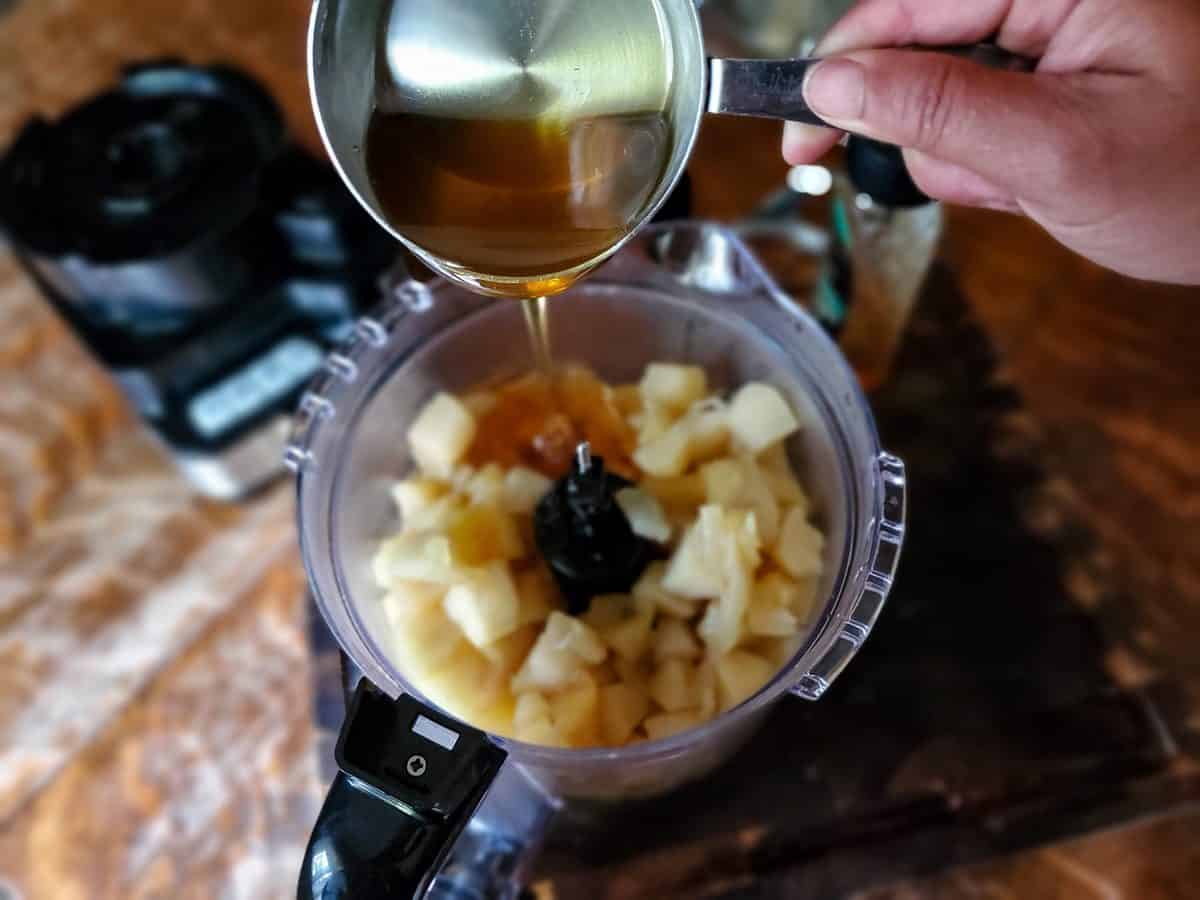 Apple Cinnamon Fruit Leather an Easy Homemade Recipe